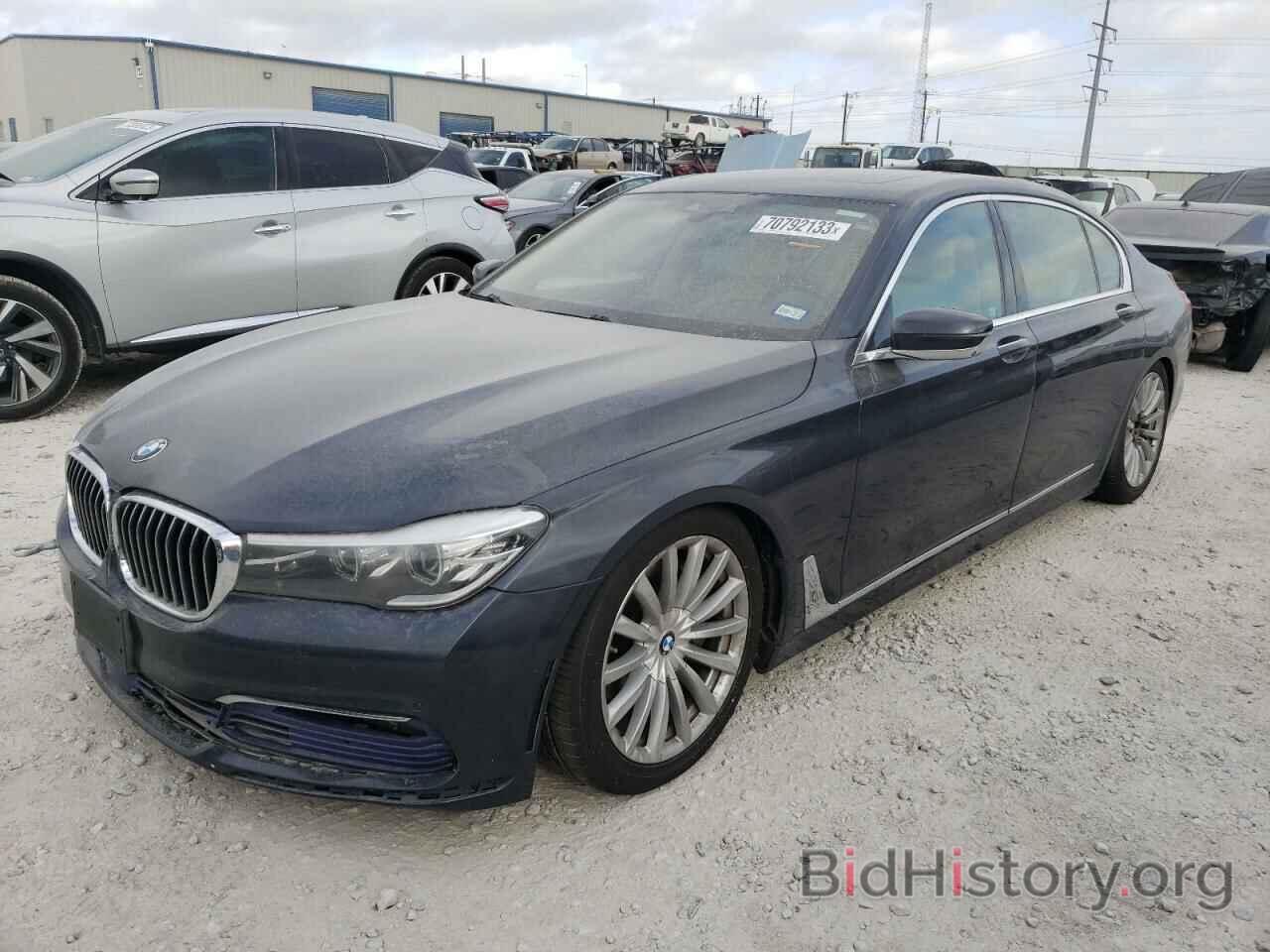 Фотография WBA7E4C5XHGU99064 - BMW 7 SERIES 2017