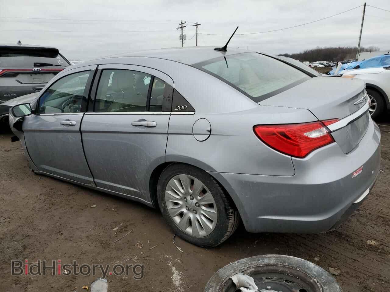 2013 CHRYSLER 200 - VIN: 1C3CCBAB0DN733467 - Photo 2