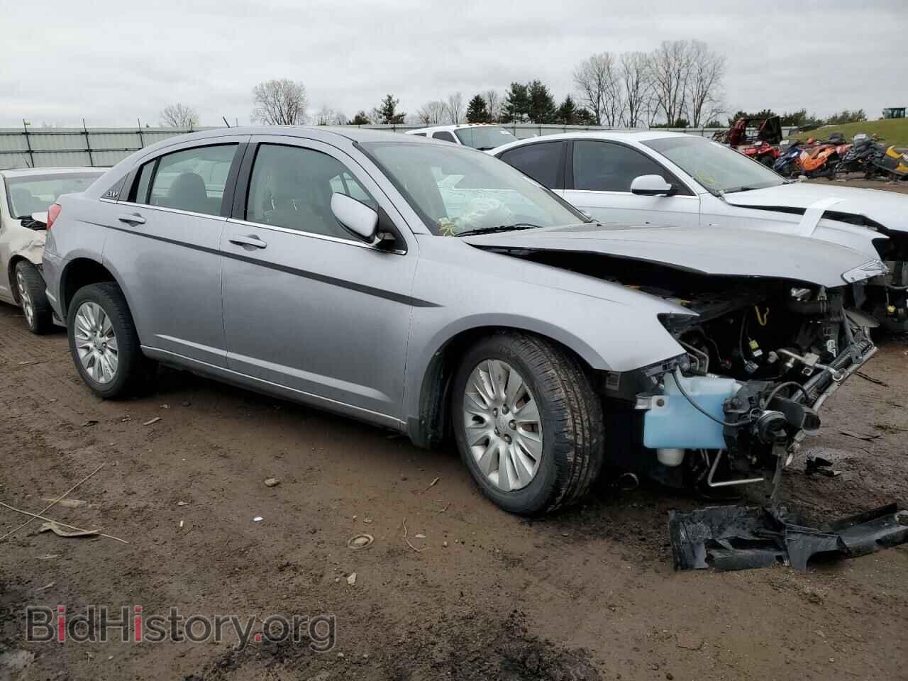 2013 CHRYSLER 200 - VIN: 1C3CCBAB0DN733467 - Photo 4