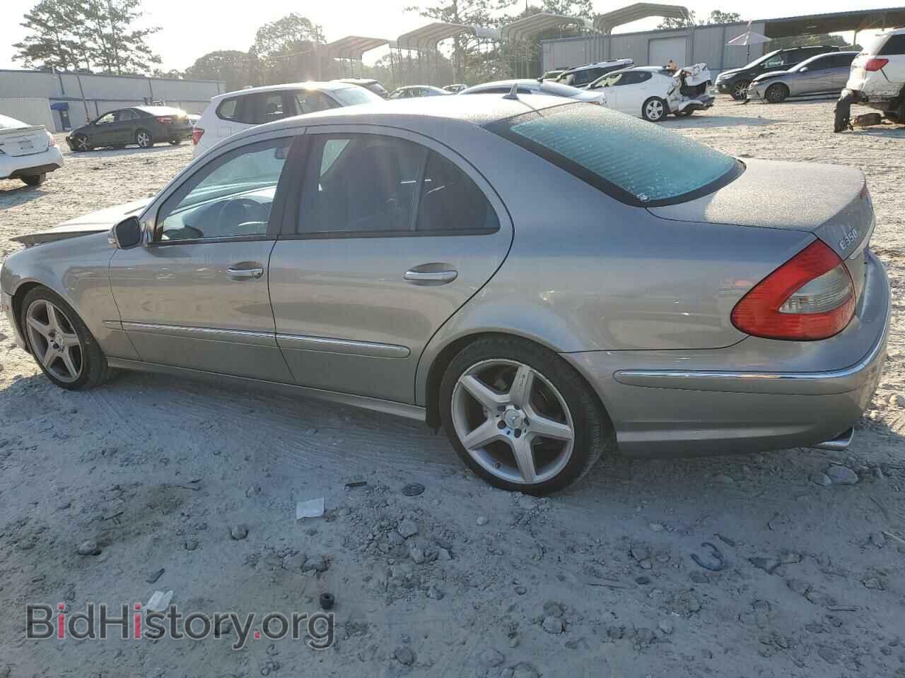 2009 MERCEDES-BENZ E-CLASS - VIN: WDBUF56X39B432325 - Фото 2