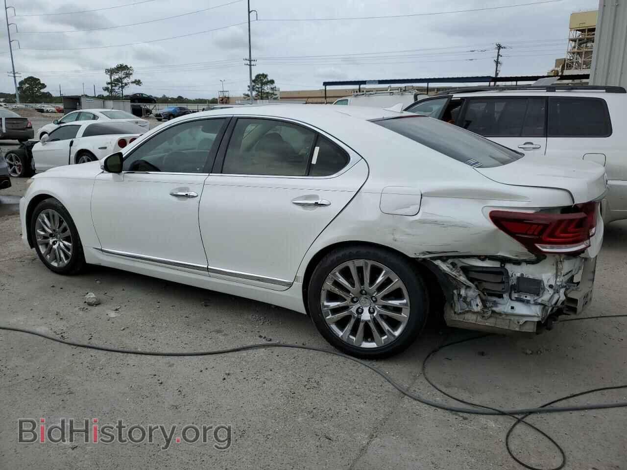 2013 LEXUS LS460 - VIN: JTHBL5EF3D5119565 - Photo 2
