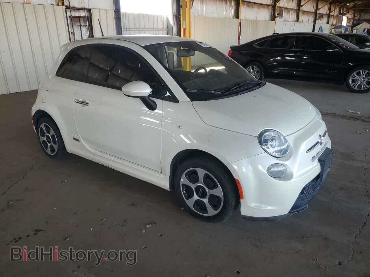 2015 FIAT 500 - VIN: 3C3CFFGEXFT749775 - Фото 4
