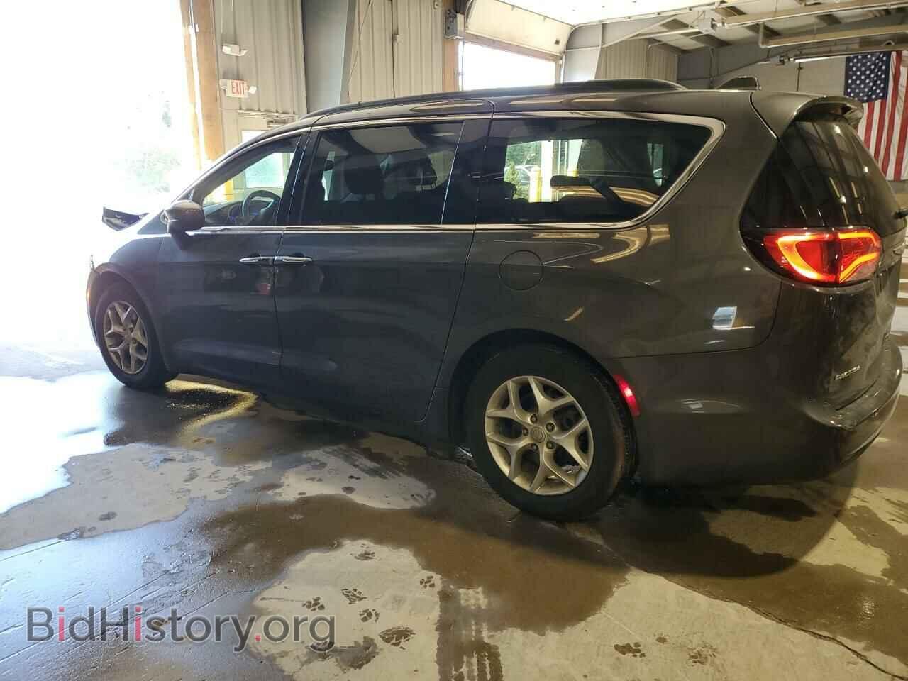 2017 CHRYSLER PACIFICA - VIN: 2C4RC1BG3HR850866 - Photo 2