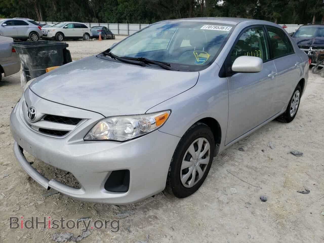 2011 TOYOTA COROLLA - VIN: 2T1BU4EE8BC686824 - Фото 2