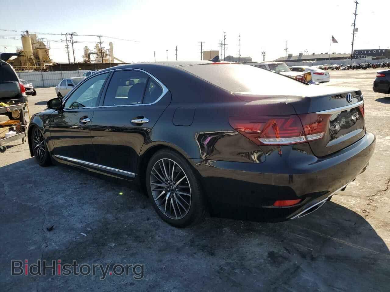 2013 LEXUS LS460 - VIN: JTHBL5EF8D5114961 - Photo 2