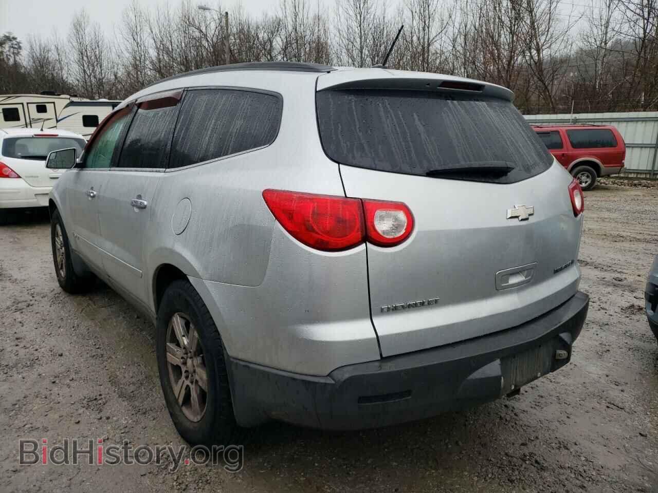 2009 CHEVROLET TRAVERSE - VIN: 1GNEV23D29S100904 - Фото 3