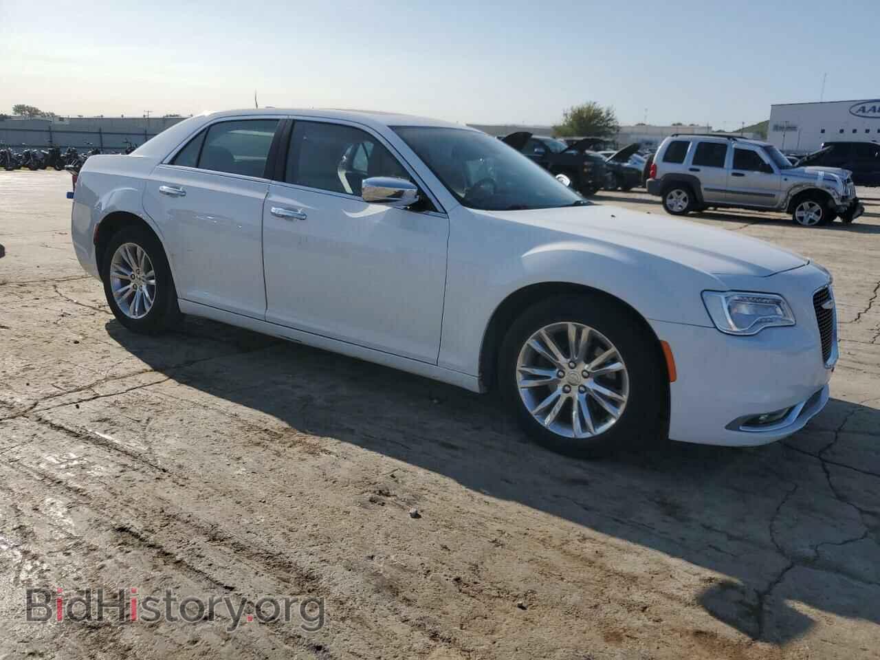 2016 CHRYSLER 300 - VIN: 2C3CCAEG8GH342368 - Фото 4