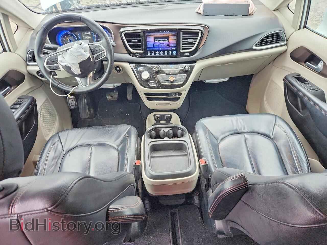 2017 CHRYSLER PACIFICA - VIN: 2C4RC1BG9HR787787 - Photo 8