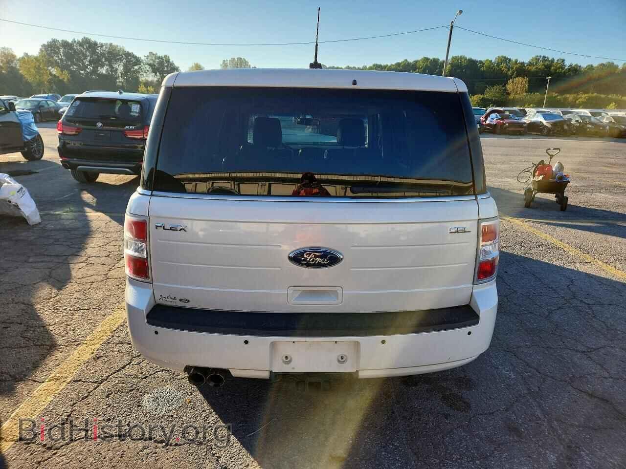 2010 Ford FLEX (VIN 2FMGK5CC1ABB10336) — photo 6 of 12