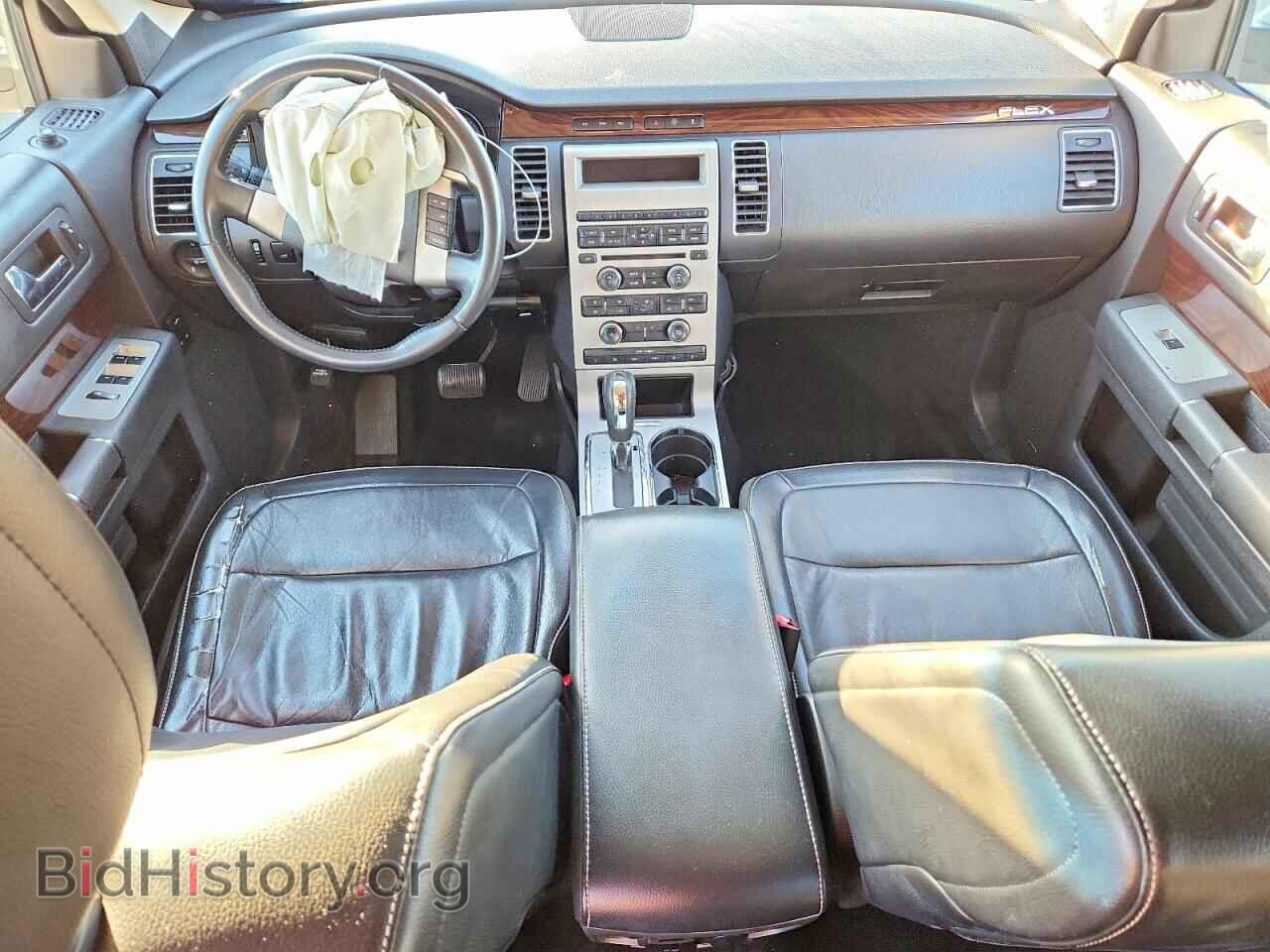 2010 Ford FLEX (VIN 2FMGK5CC1ABB10336) — photo 8 of 12