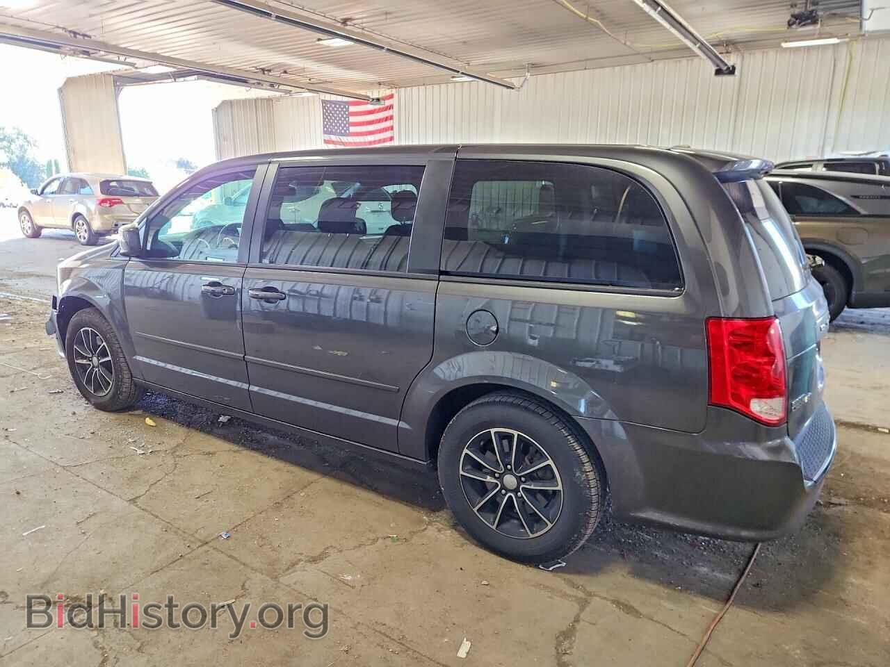 2017 DODGE CARAVAN - VIN: 2C4RDGBG6HR856872 - Photo 2