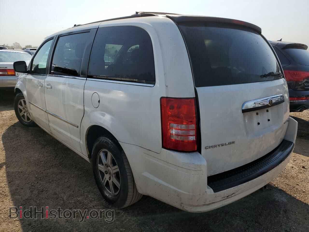 2010 CHRYSLER MINIVAN - VIN: 2A4RR5D19AR479159 - Фото 2