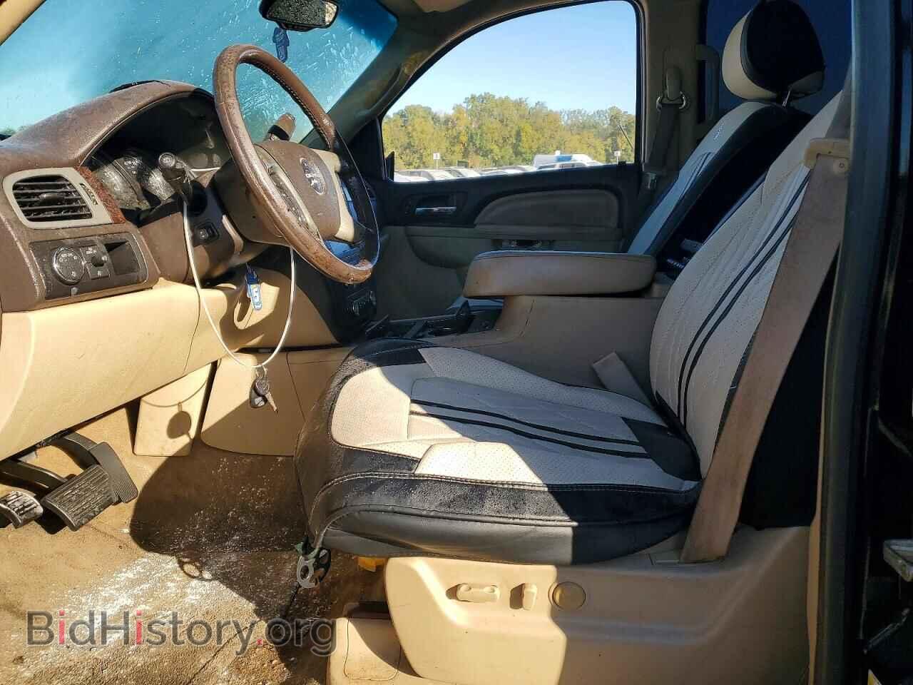 2011 GMC YUKON - VIN: 1GKS1MEF6BR229084 - Photo 7
