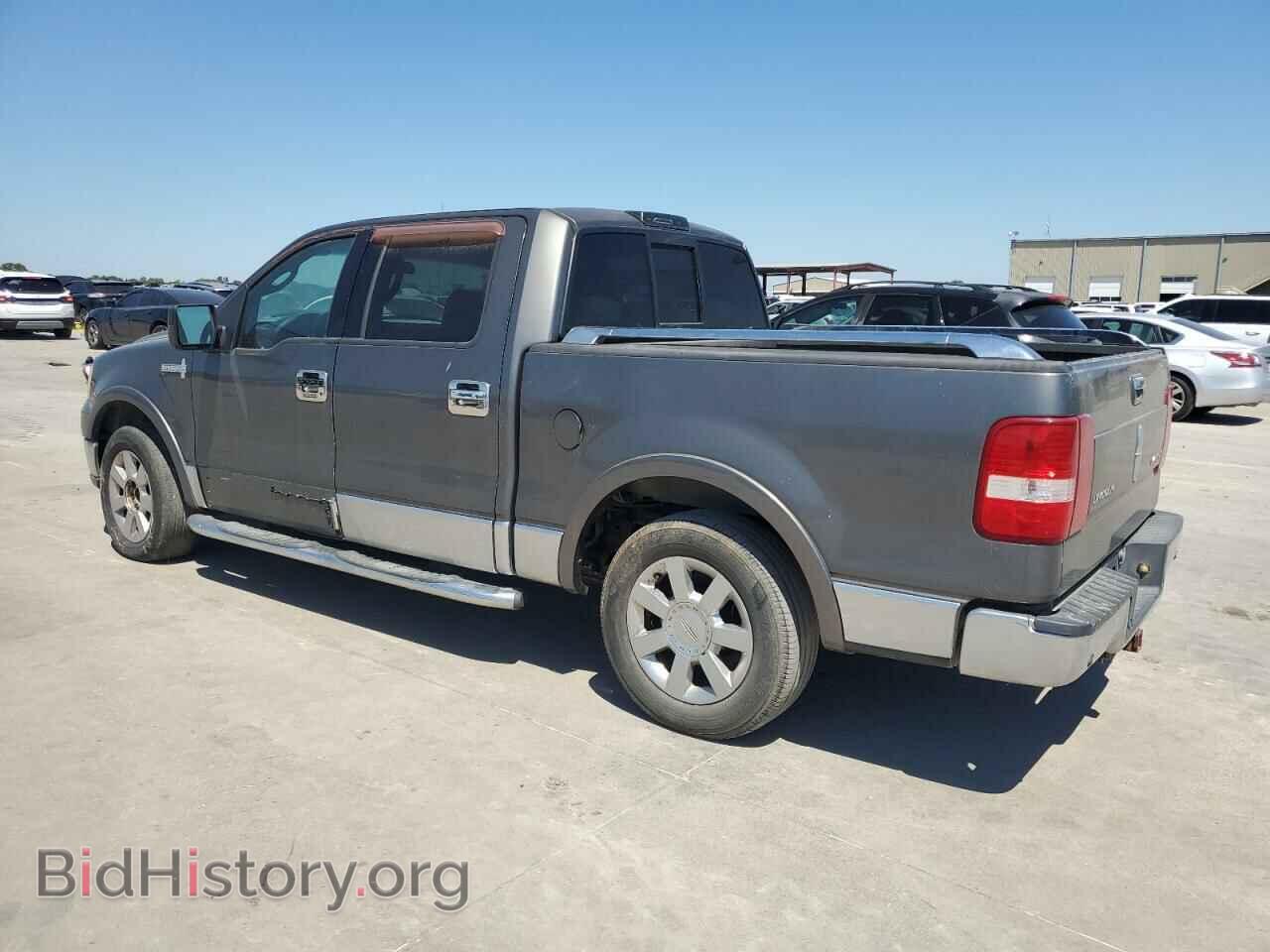2006 LINCOLN MARK LT - VIN: 5LTPW16596FJ00087 - Фото 2