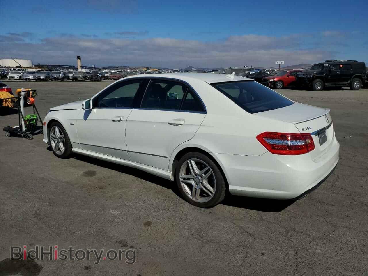2012 MERCEDES-BENZ E-CLASS - VIN: WDDHF5KBXCA586028 - Фото 2