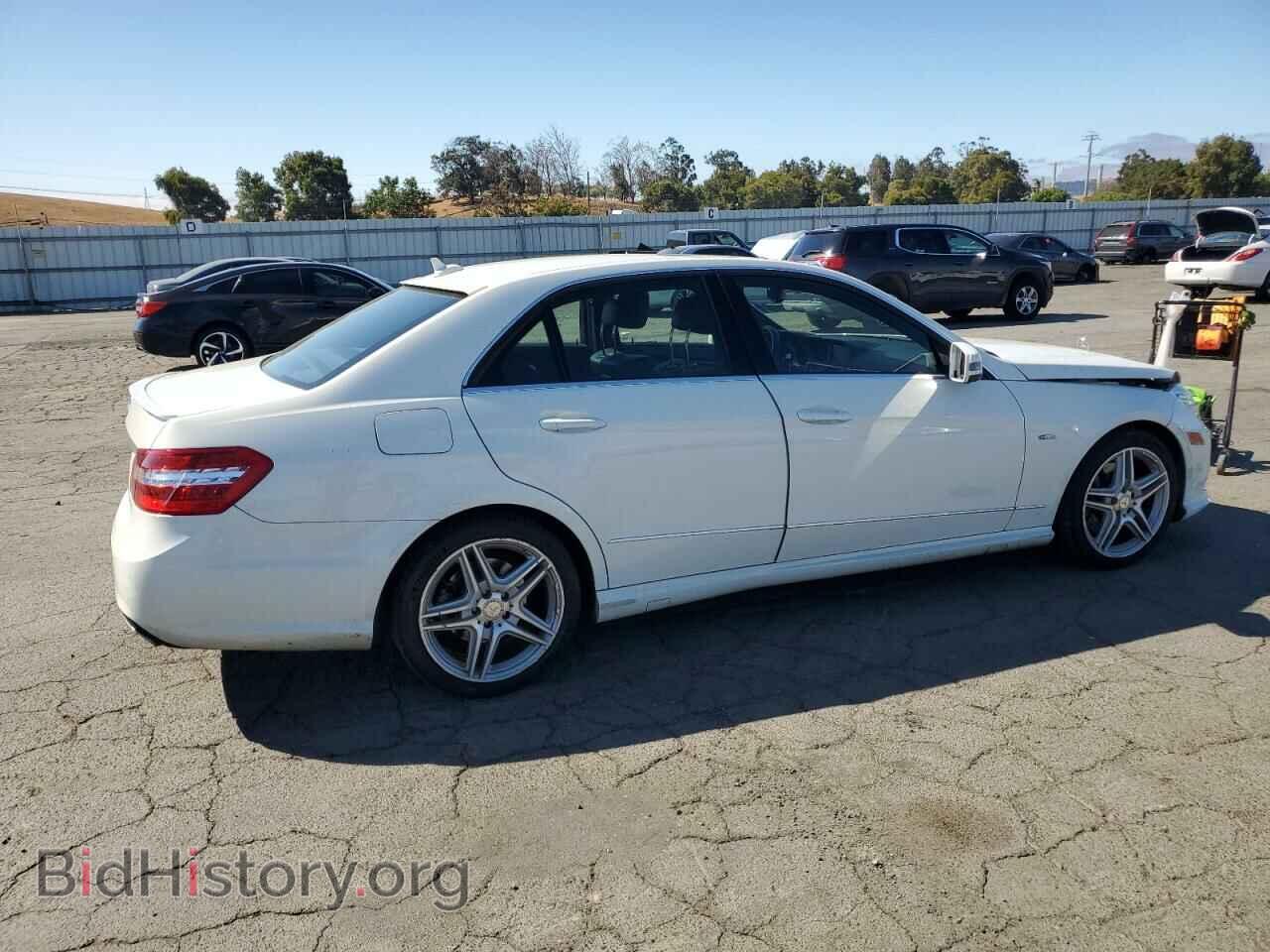 2012 MERCEDES-BENZ E-CLASS - VIN: WDDHF5KBXCA586028 - Фото 3