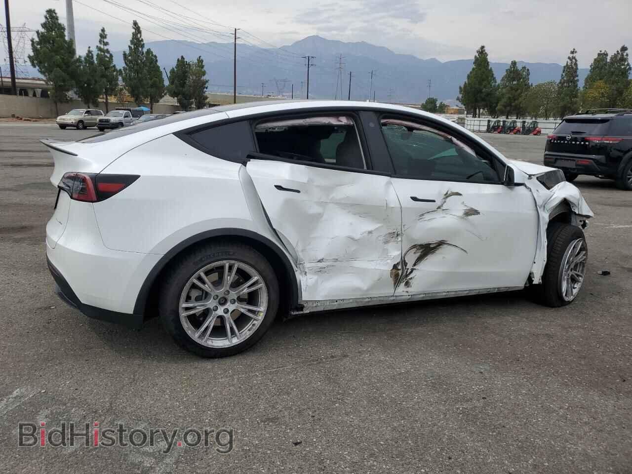 2023 TESLA MODEL Y - VIN: 7SAYGDEE6PA074268 - Фото 3