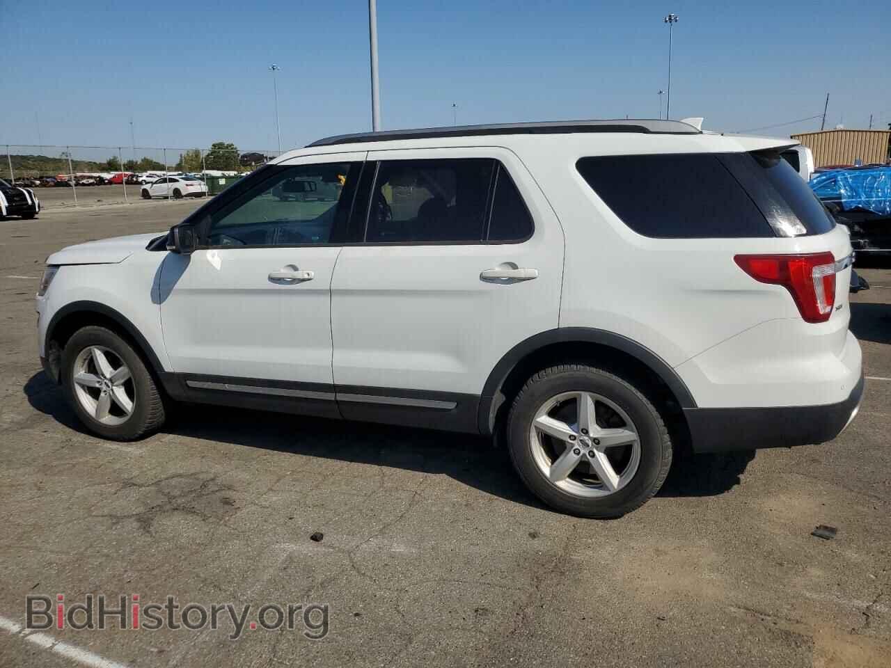 2017 FORD EXPLORER - VIN: 1FM5K8D83HGC41385 - Photo 2