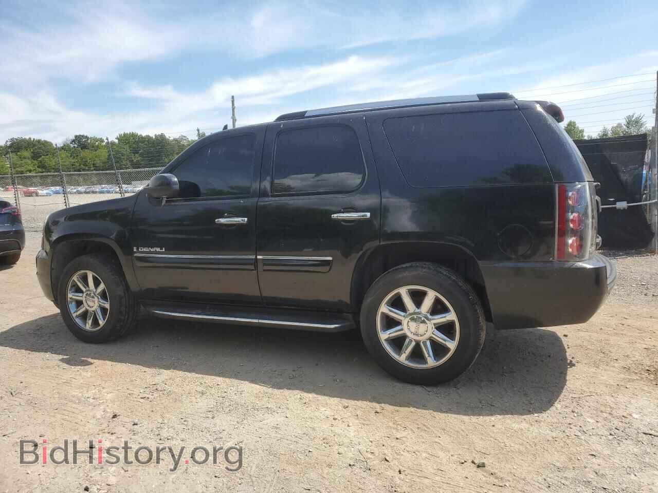 2007 GMC YUKON - VIN: 1GKFK63857J173840 - Фото 2