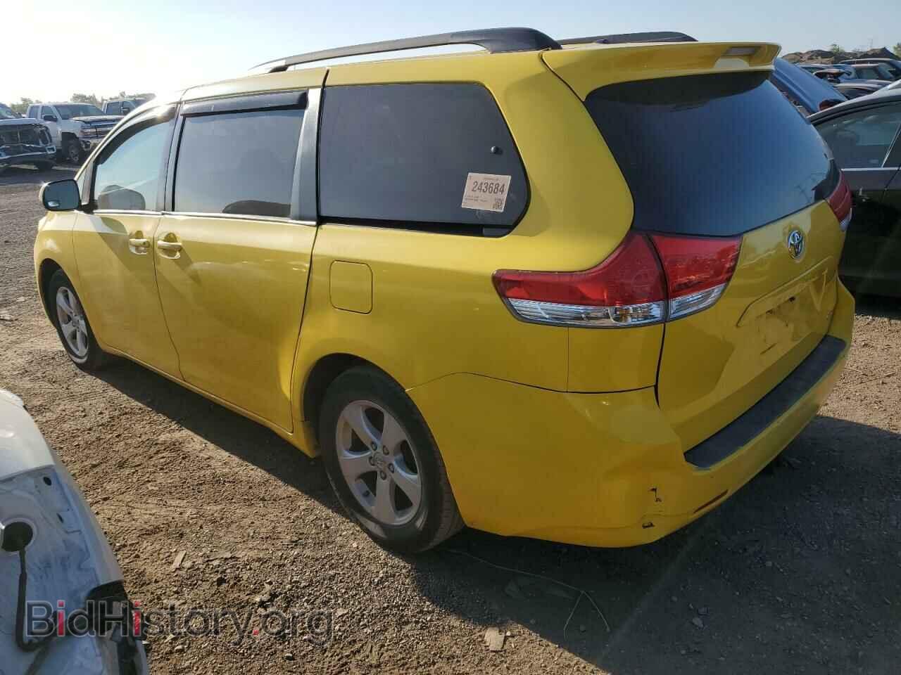 2011 TOYOTA All Models - VIN: 5TDKK3DC8BS100923 - Фото 2