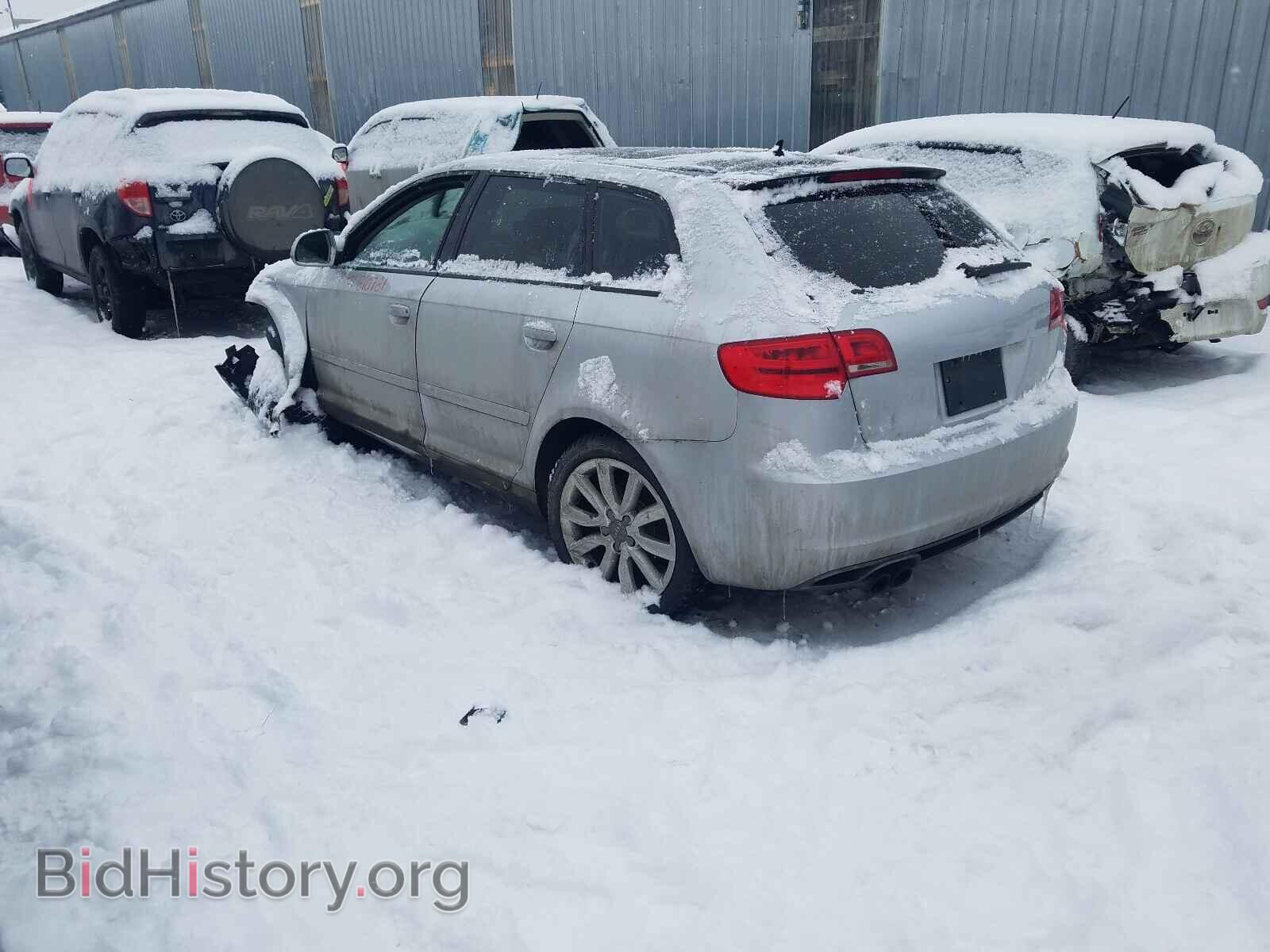 2010 AUDI A3 - VIN: WAUDFCFM3AA168655 - Фото 3