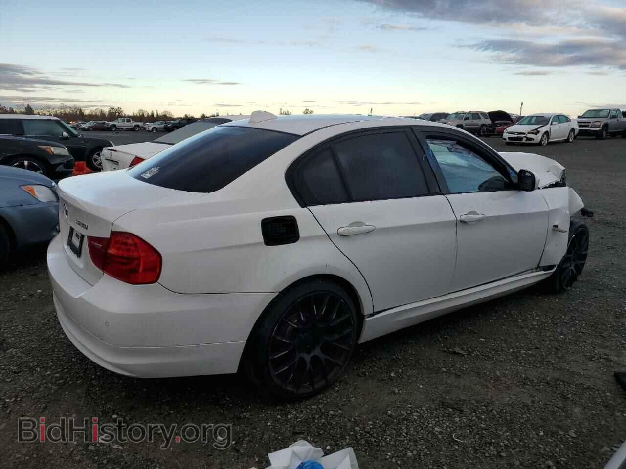 2010 BMW 3 SERIES - VIN: WBAPH5C50AA440269 - Фото 3