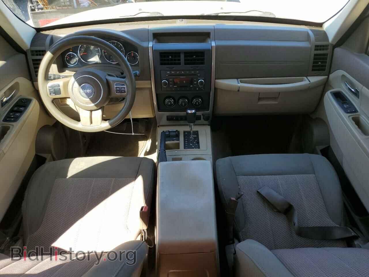 2011 JEEP LIBERTY - VIN: 1J4PN2GK9BW588459 - Фото 8
