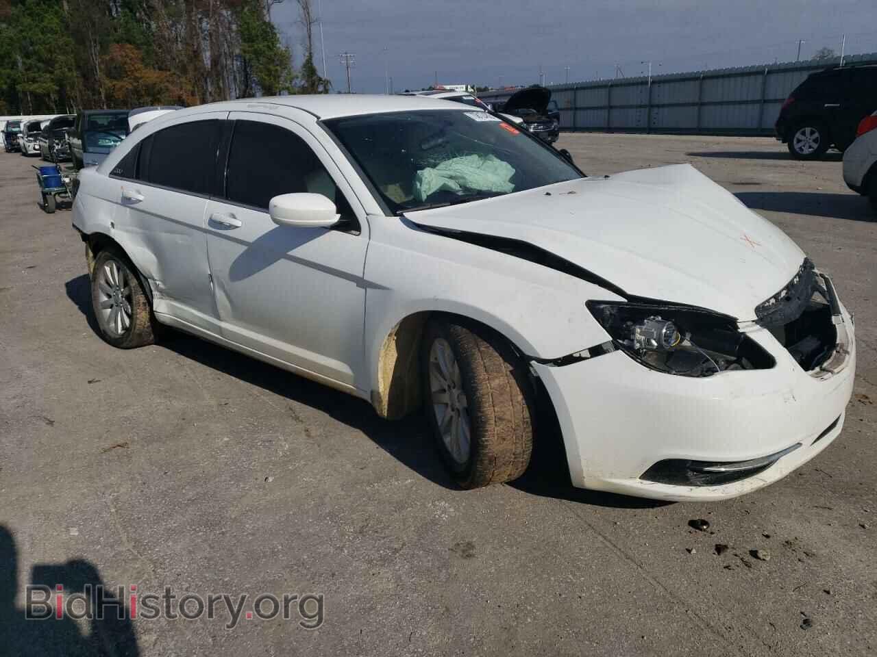 2012 CHRYSLER 200 - VIN: 1C3CCBBG2CN268781 - Фото 4