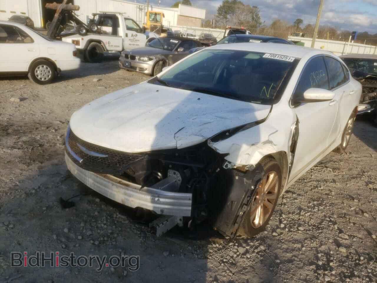 2015 CHRYSLER 200 - VIN: 1C3CCCABXFN680267 - Фото 2