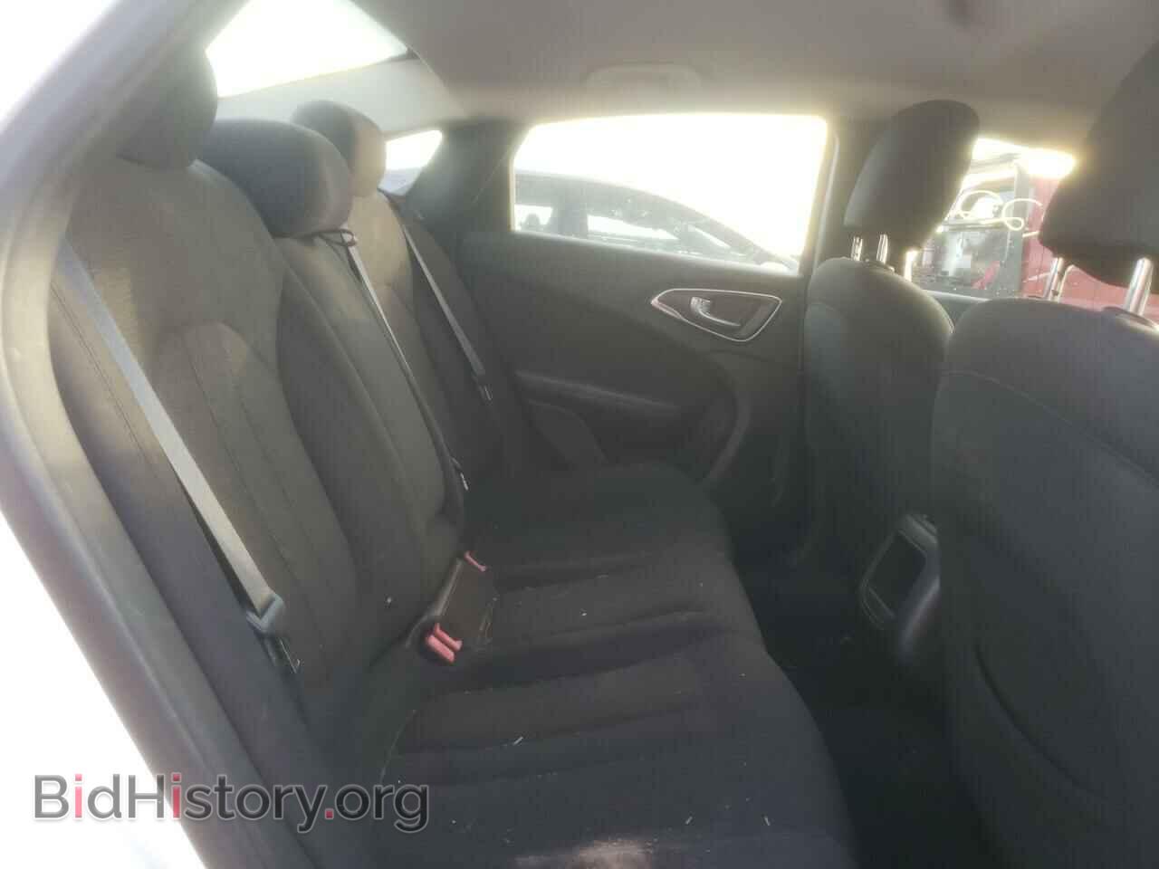 2015 CHRYSLER 200 - VIN: 1C3CCCABXFN680267 - Фото 6