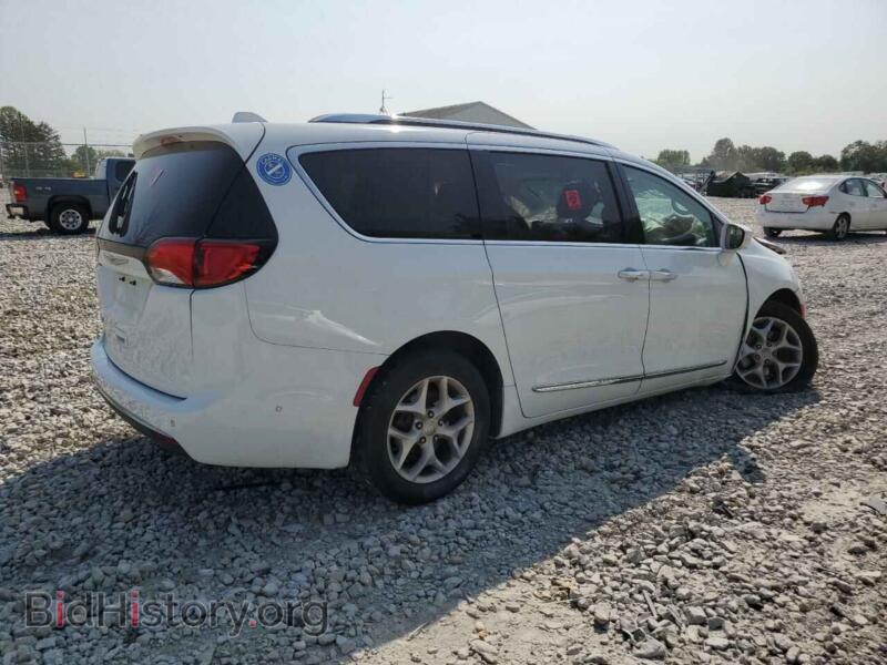 2019 Chrysler PACIFICA (VIN 2C4RC1EG8KR615804) — photo 3 of 12