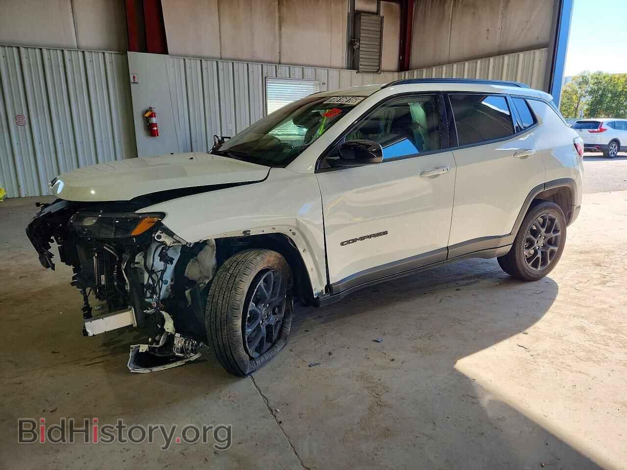 Фотография 3C4NJDBN3ST606286 - JEEP COMPASS 2025