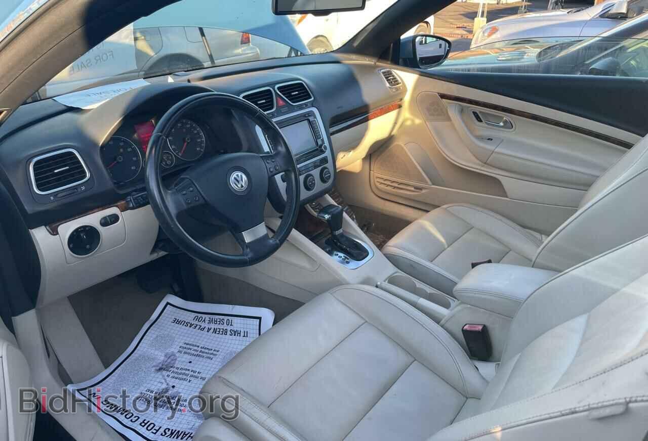 2009 VOLKSWAGEN EOS - VIN: WVWFA71FX9V019772 - Фото 9
