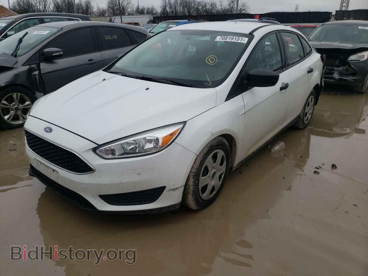 2017 FORD FOCUS - VIN: 1FADP3E2XHL243663 - Photo 2