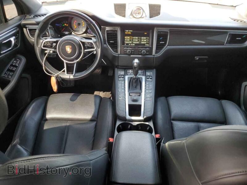 2016 Porsche MACAN (VIN WP1AB2A5XGLB41217) — фото 8 из 16