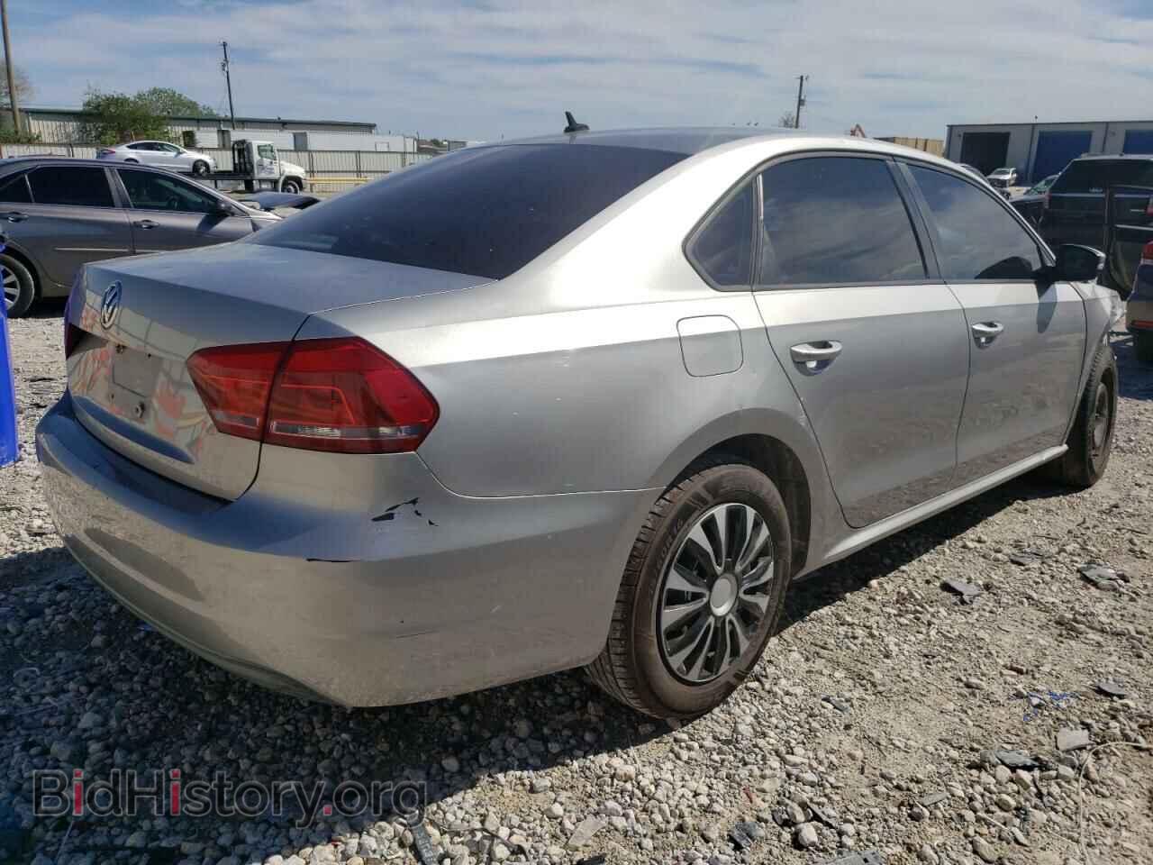 2013 VOLKSWAGEN PASSAT - VIN: 1VWAP7A33DC008807 - Photo 3