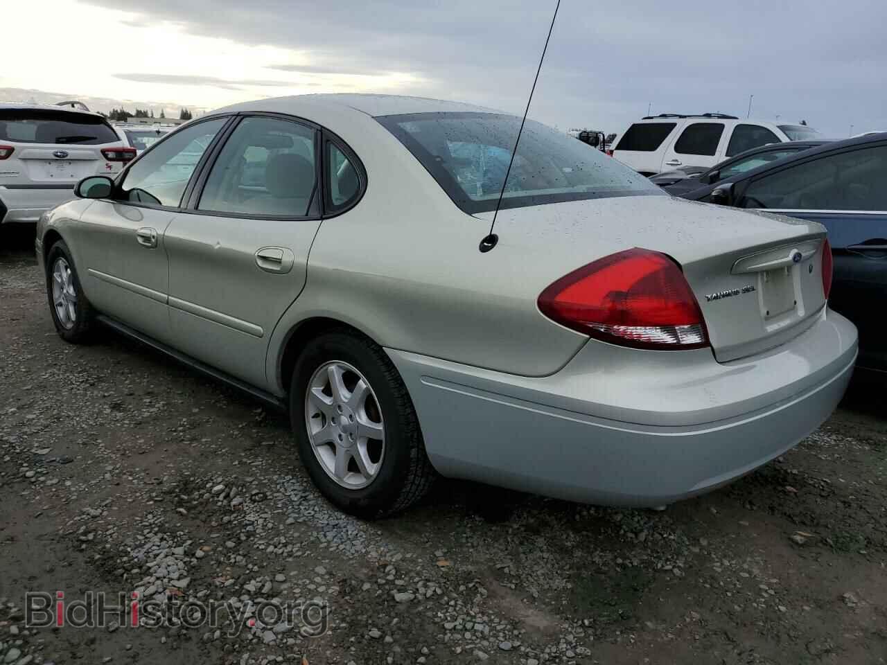 2006 FORD TAURUS - VIN: 1FAFP56U06A215657 - Фото 2