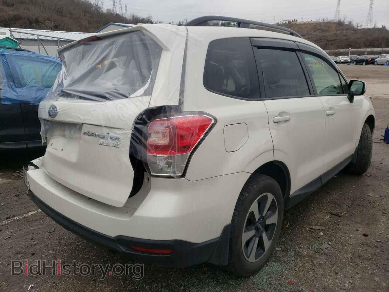 2017 SUBARU FORESTER - VIN: JF2SJAEC7HH404636 - Фото 4