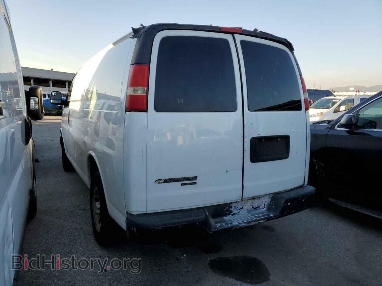 2011 CHEVROLET EXPRESS - VIN: 1GCSGAFX6B1133177 - Фото 2