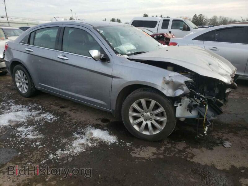 2013 Chrysler 200 200 Limite (VIN 1C3CCBCG0DN636598) — фото 1 из 10, Copart, повреждение: передняя часть