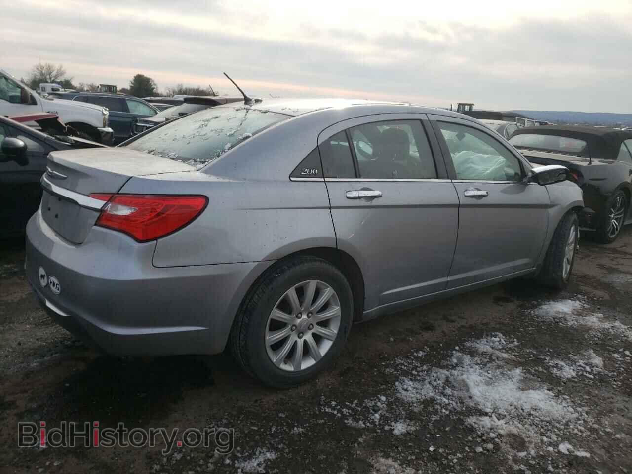 2013 CHRYSLER 200 - VIN: 1C3CCBCG0DN636598 - Фото 4