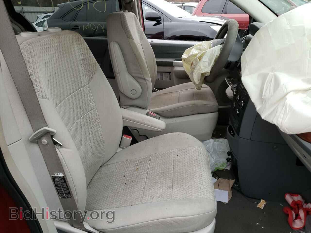 2008 CHRYSLER MINIVAN - VIN: 2A8HR54P78R693365 - Фото 5