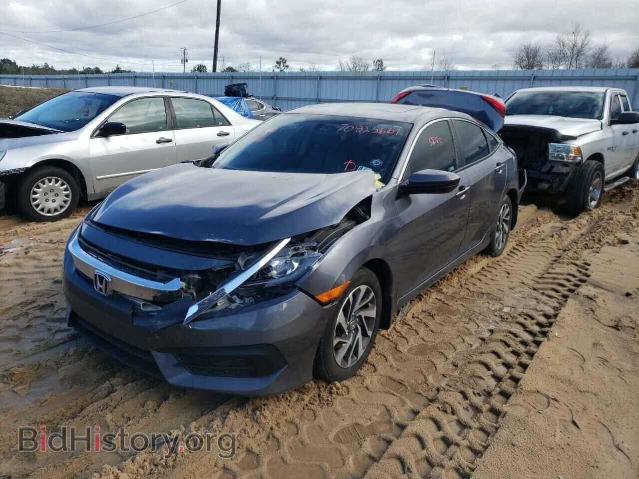 2018 HONDA CIVIC - VIN: 2HGFC2F77JH599513 - Фото 2