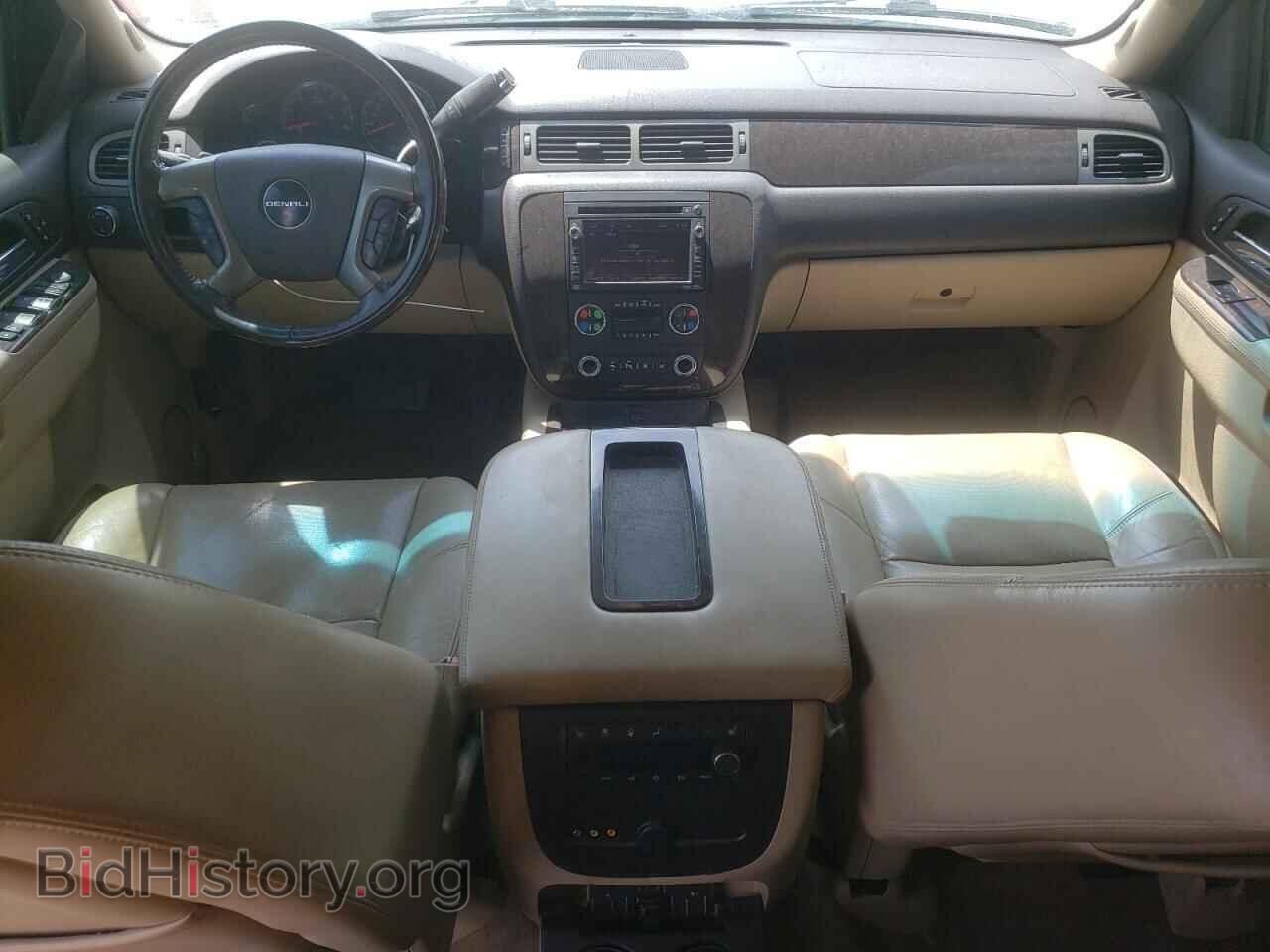2011 GMC YUKON - VIN: 1GKS2EEF2BR136677 - Фото 8