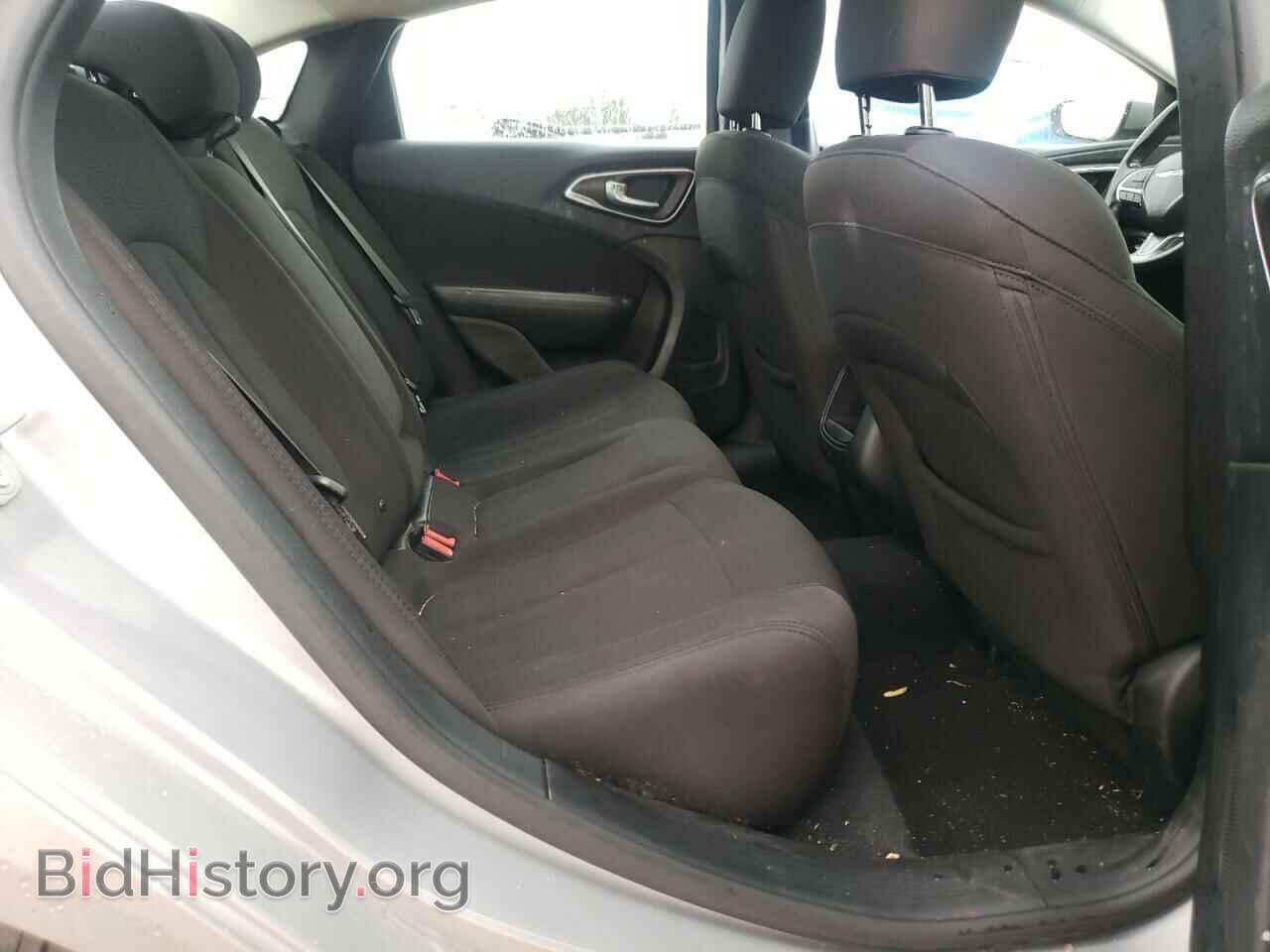 2015 CHRYSLER 200 - VIN: 1C3CCCAB5FN713966 - Фото 6