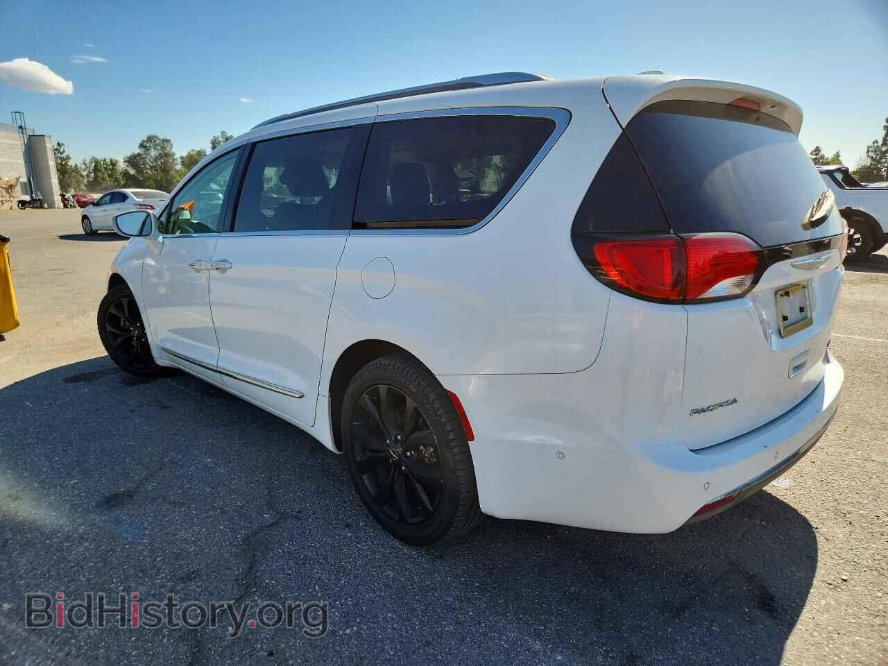 2017 CHRYSLER PACIFICA - VIN: 2C4RC1GG4HR504074 - Photo 2