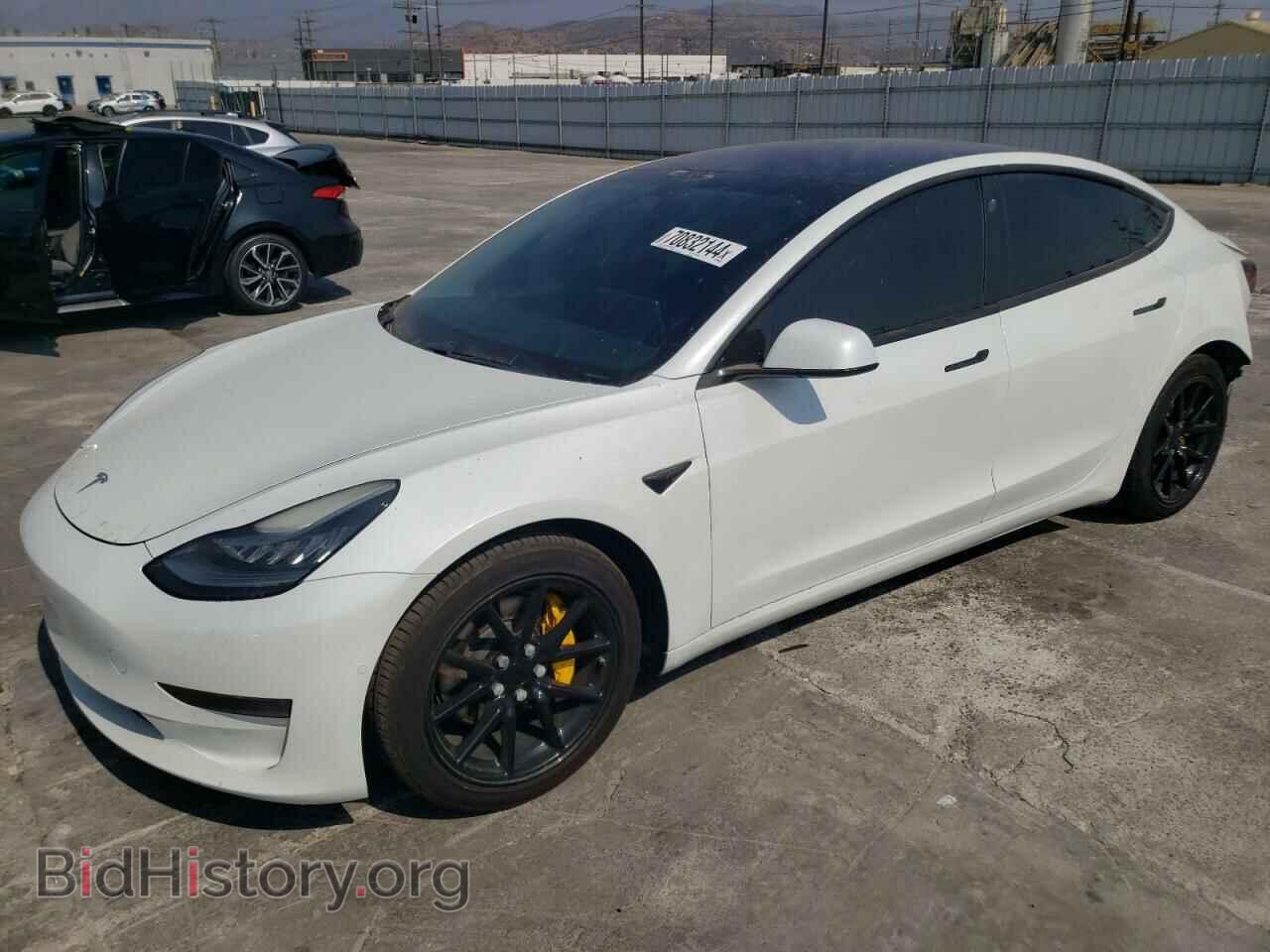 Фотография 5YJ3E1EA0JF035260 - TESLA MODEL 3 2018
