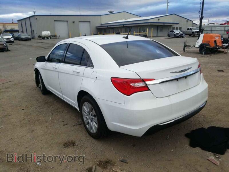 2013 Chrysler 200 (VIN 1C3CCBAB0DN642411) — photo 3 of 10