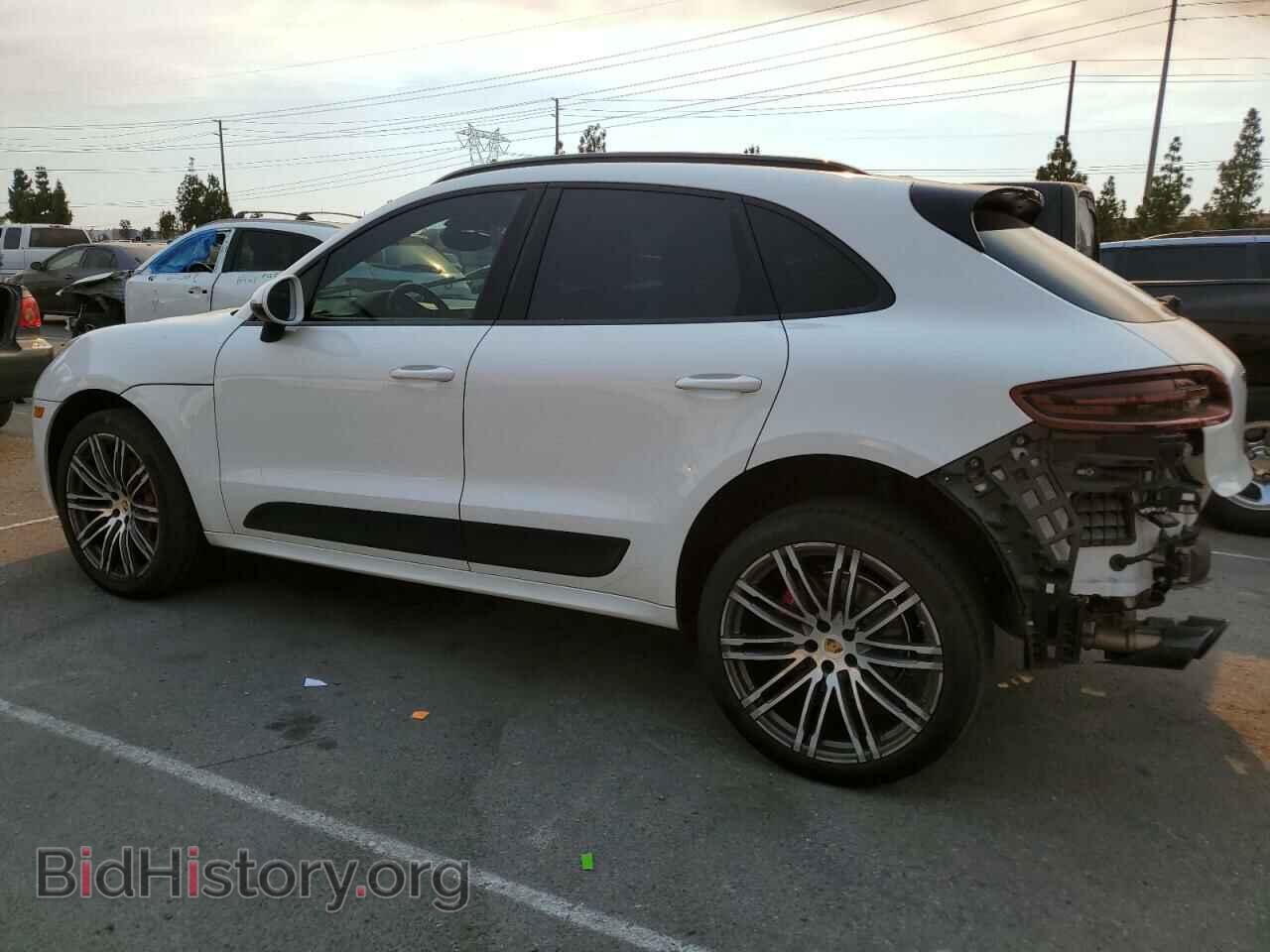 2017 PORSCHE MACAN - VIN: WP1AG2A58HLB54082 - Photo 2