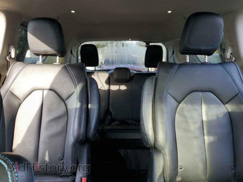 2021 Chrysler PACIFICA (VIN 2C4RC1L78MR562995) — photo 10 of 14